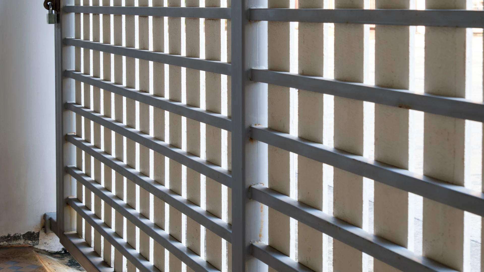 KGK-TECH nowoczesne budownictwo BRAMY FRONTOWE STALOWE (1)